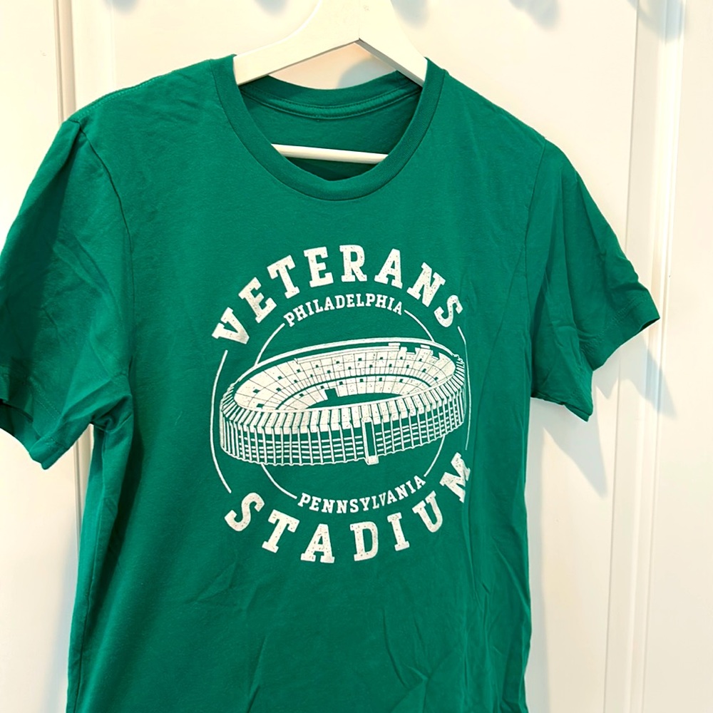 Veterans Stadium Green Short Sleeve Tee